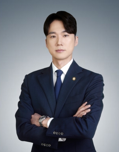 1,000원 무너지면 퇴출…전방위 상장폐지 압박 속 기업 생존 전략은?